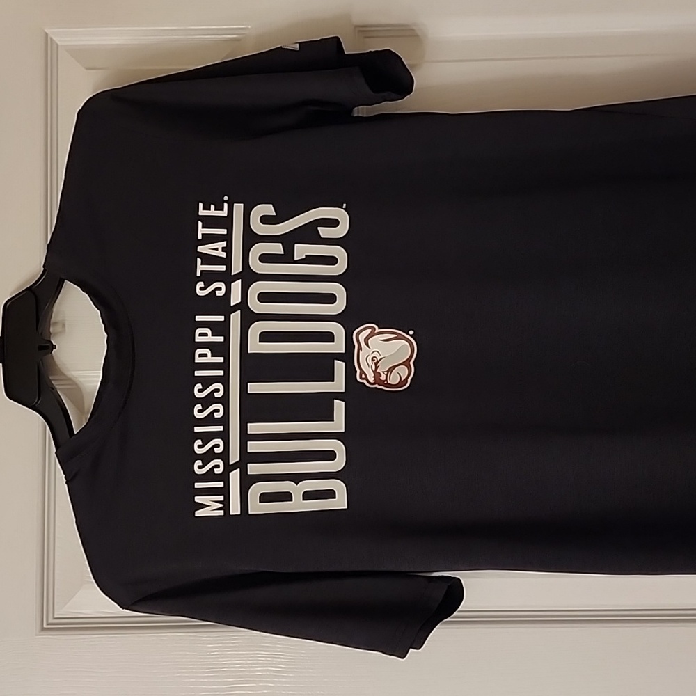 Mississippi State Bulldog shirt